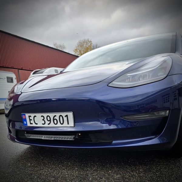 Bilde av Lazer Glide 18 - Tesla Model 3 - ekstralyspakke