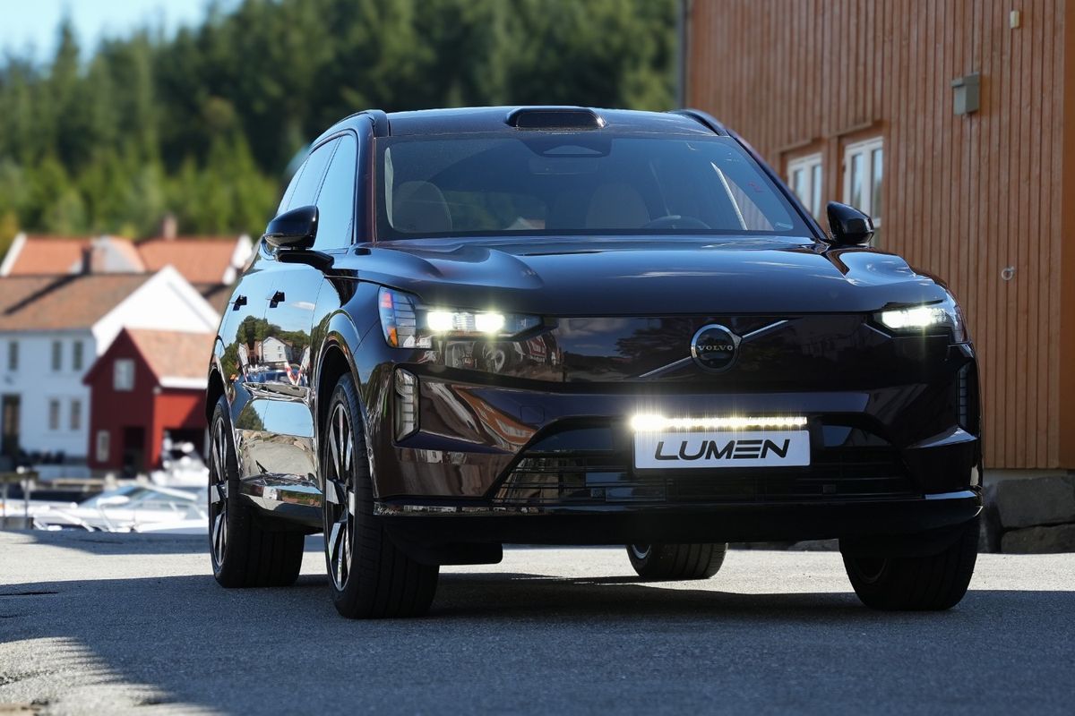 Lumen grillekit Volvo EX90 2024+