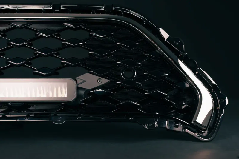 Lumen Toyota Rav4 Plugin-Hybrid grillkit