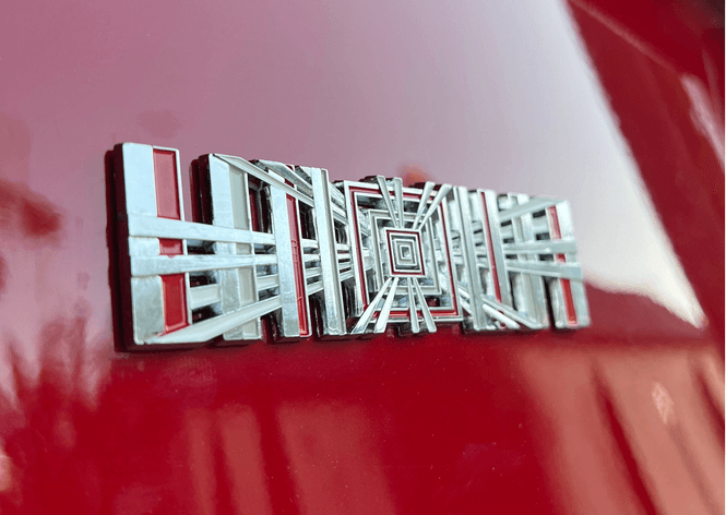 Main Image Plaid Emblem in chrome - Tesla Model S & X