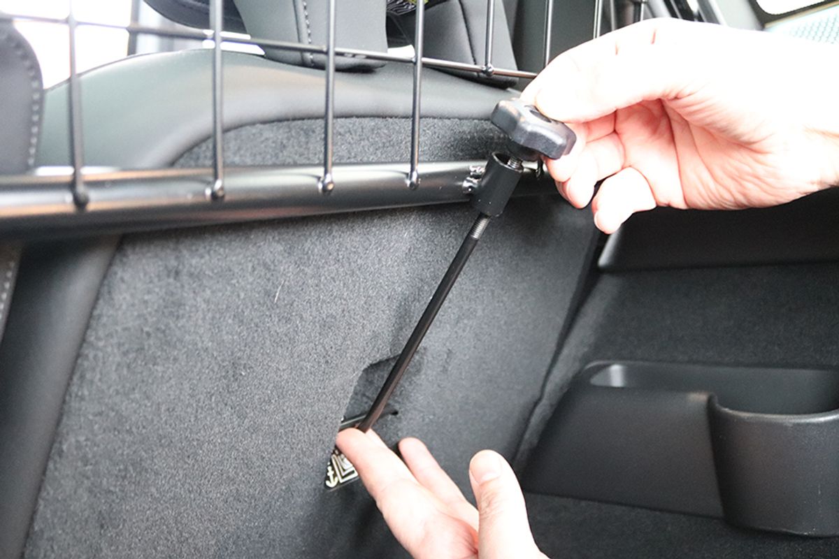 Dog/luggage divider Volvo EX90
