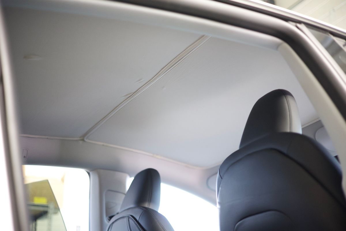 Solskjerming til takvindu Tesla Model Y Juniper