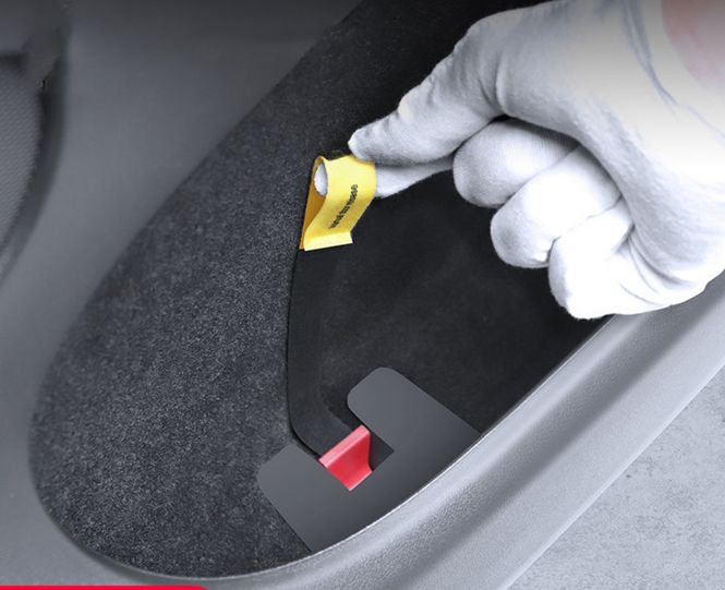 Main Image Rear door emergency straps - Tesla Model 3/Y
